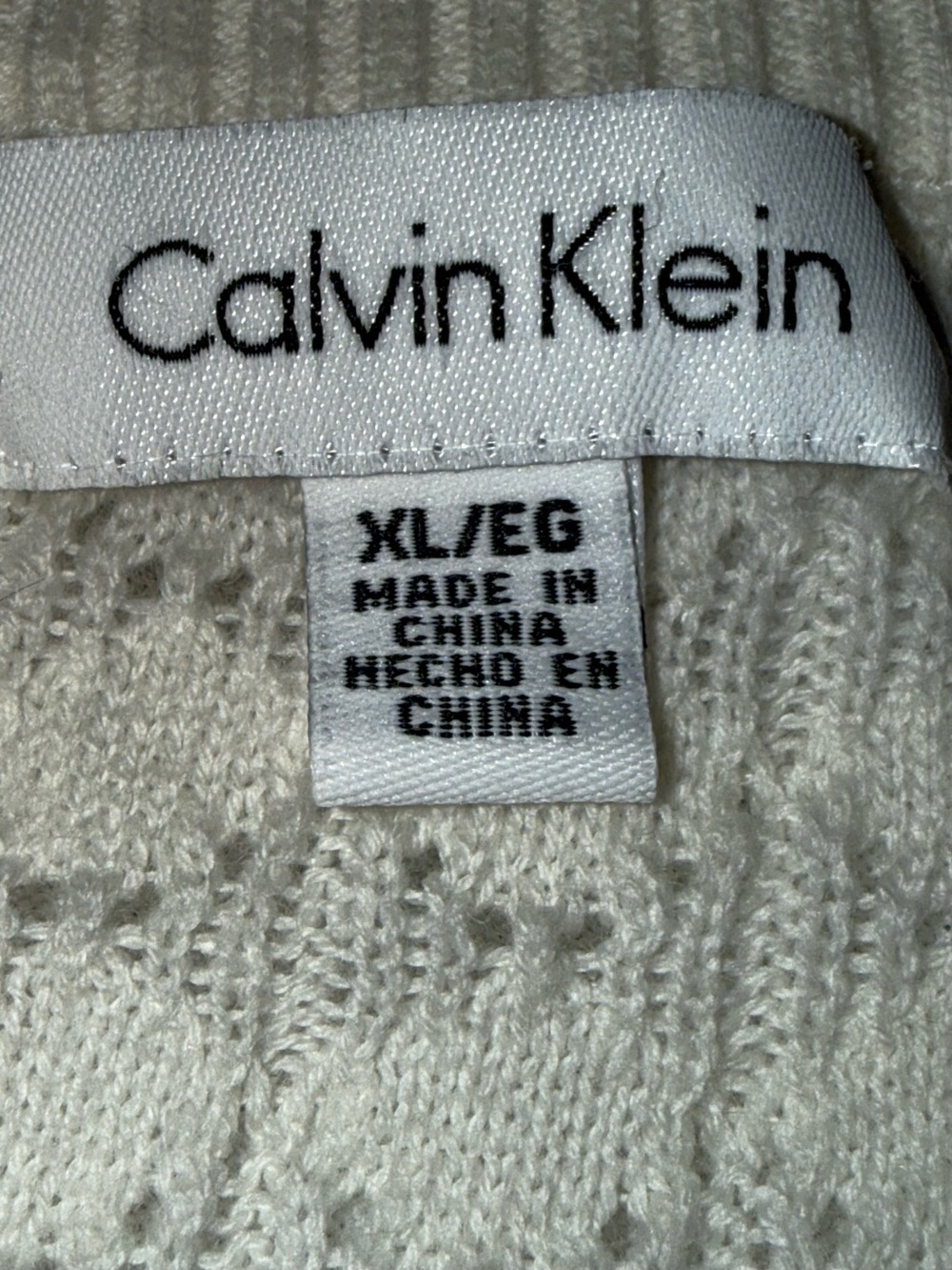 CK Cream Knit V-Neck long Sweater - Picture 4 of 9